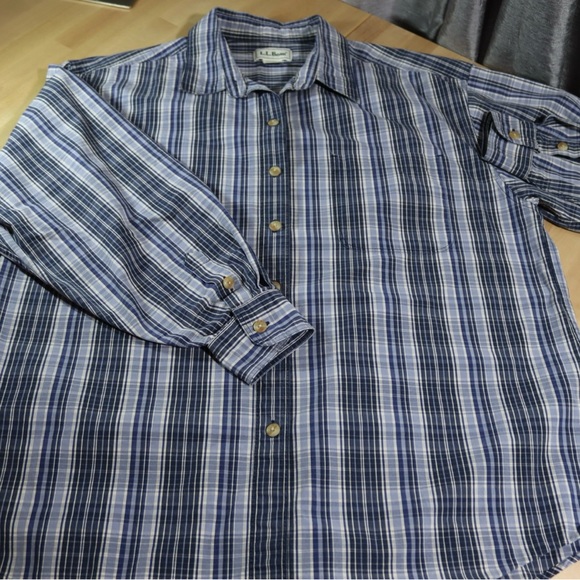 Bundle of three long sleeve, button up shirts, size XL - Picture 9 of 16